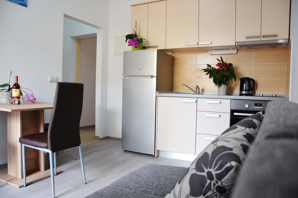 Apartments Clara Nin Εξωτερικό φωτογραφία