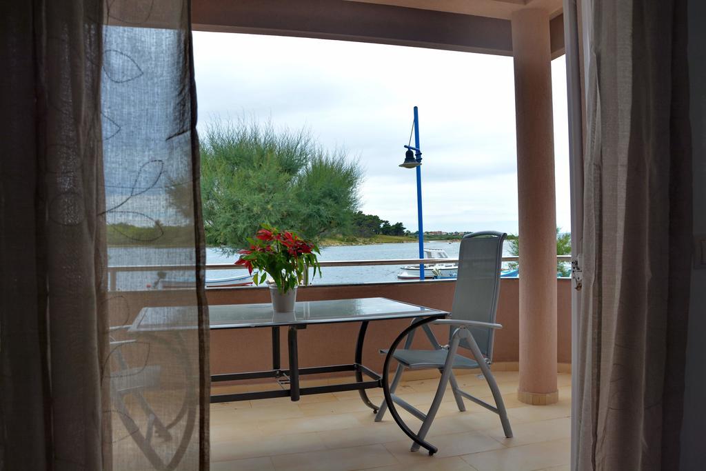 Apartments Clara Nin Εξωτερικό φωτογραφία