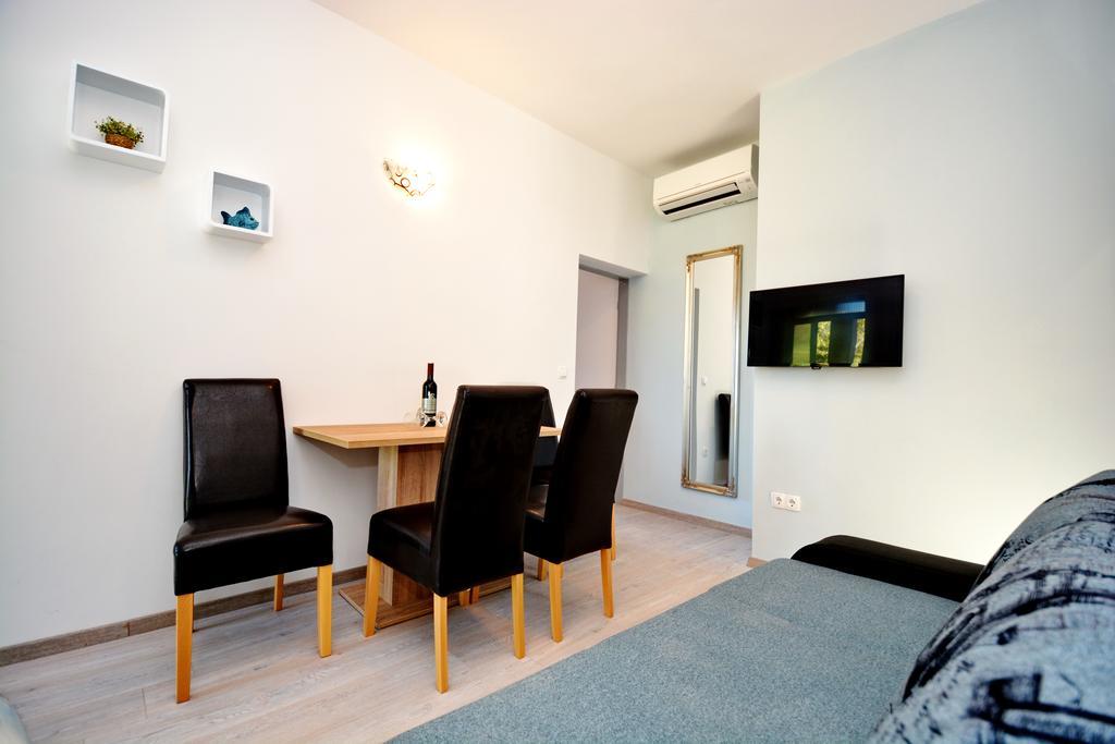 Apartments Clara Nin Εξωτερικό φωτογραφία