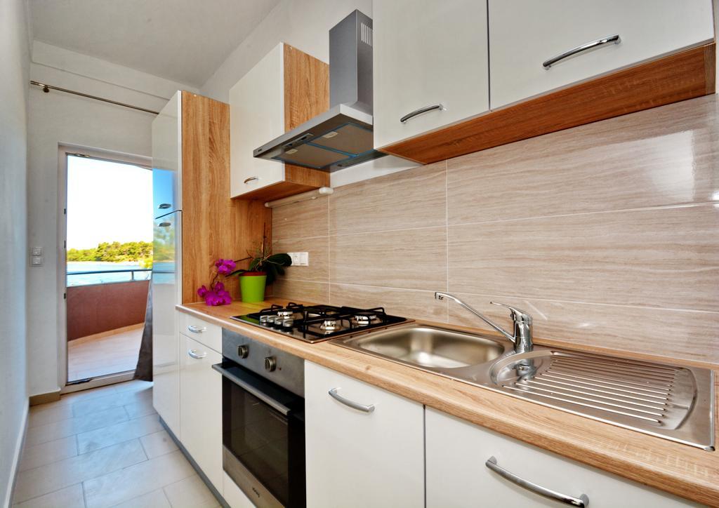 Apartments Clara Nin Εξωτερικό φωτογραφία