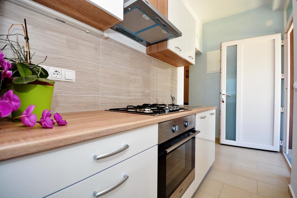 Apartments Clara Nin Εξωτερικό φωτογραφία