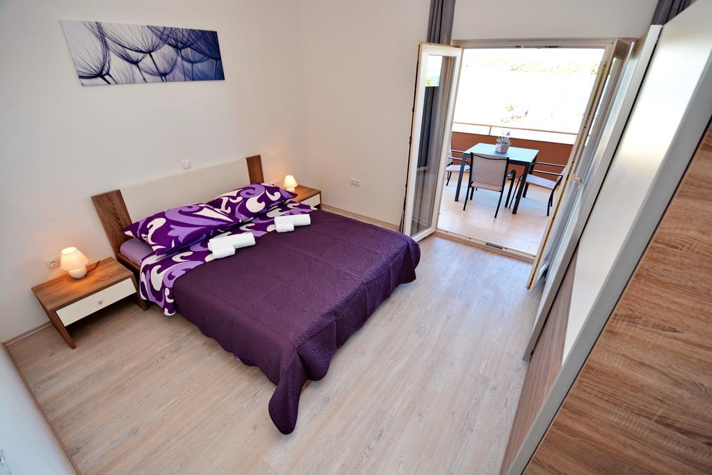 Apartments Clara Nin Εξωτερικό φωτογραφία