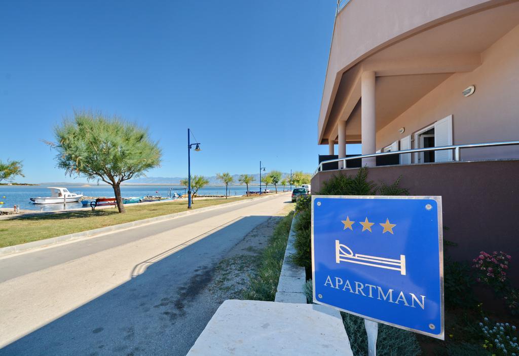 Apartments Clara Nin Εξωτερικό φωτογραφία